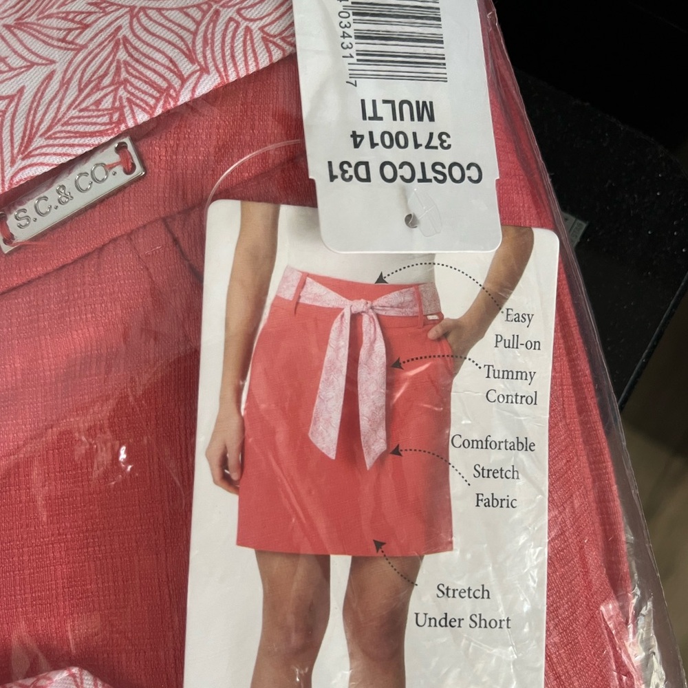 NWT S.C & Co. Coral skirt with Tie Belt and built in shorts